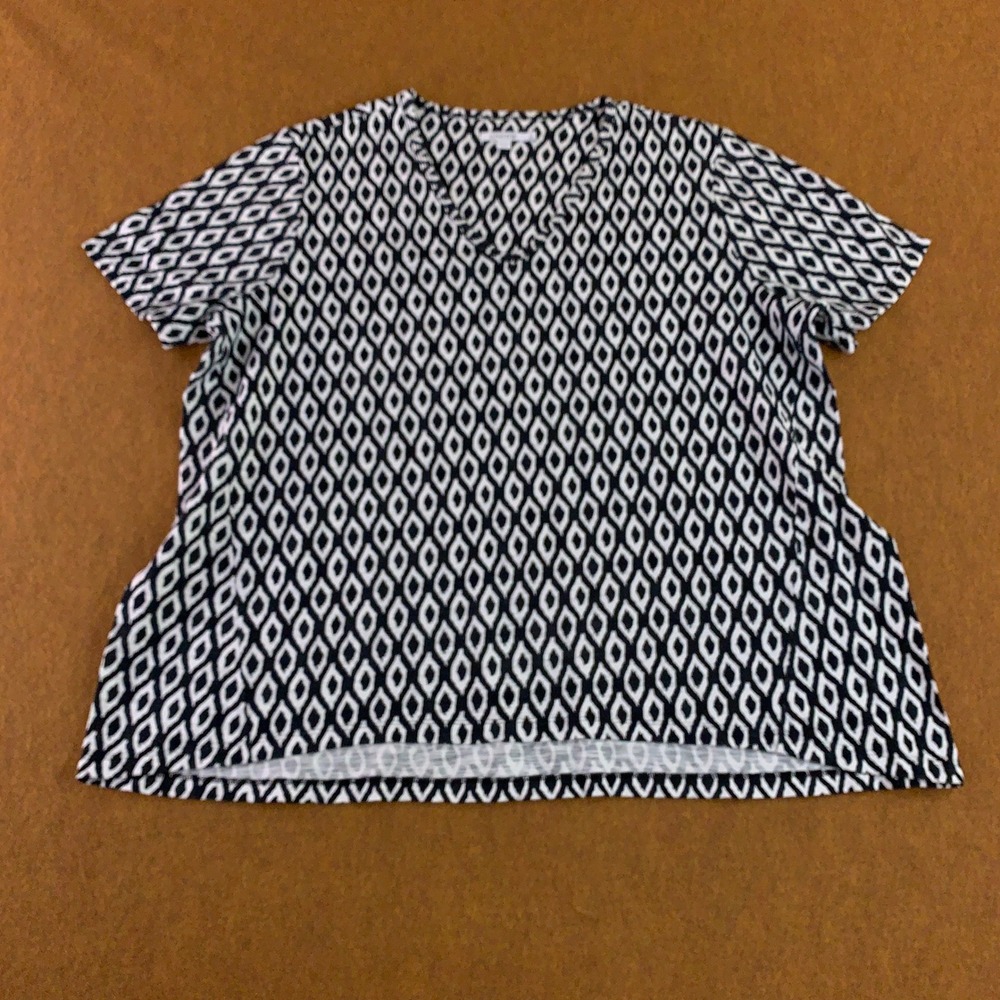Chico's Women US Size XXL Black White Geometric Ikat V-Neck Knit Top New